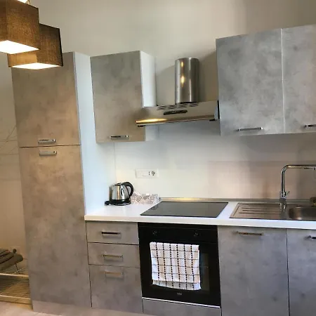 Ingrid Corso Mombello Apartment *